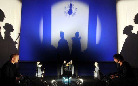 scenario 2011 – « Hamlet Macht Schatten Play » Theater Handgemenge