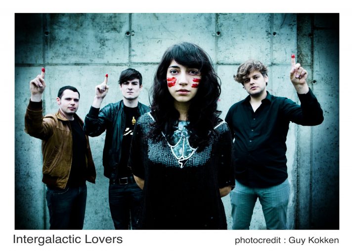 Intergalactic lovers – Bed Rugs